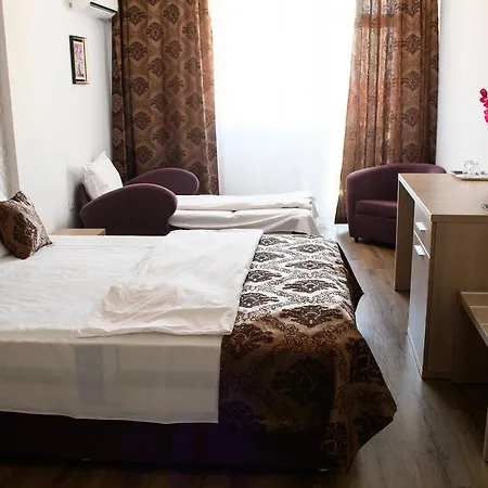 Clas Hotel